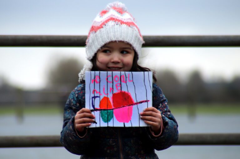 Youth activists pressure government to stop coking coal mine