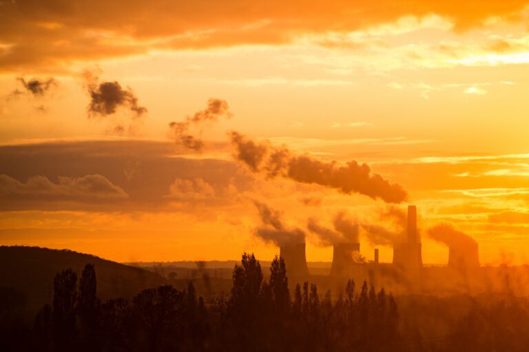 Utilities struggle to insure new coal power, contracts reveal