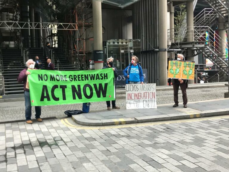 Lloyd’s new ESG report: greenwashing, not climate action